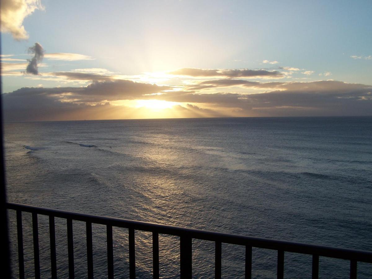 Kahana Beach Resort Exterior photo